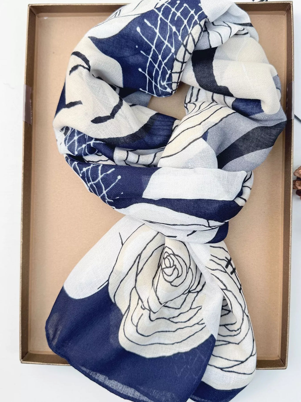 255db6818d924ff7be3d0b5a66c24b48-Max-Origin