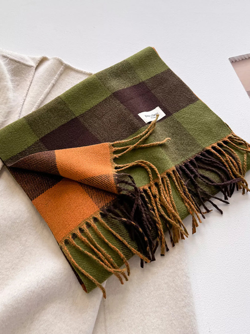 29353ea01b5d42bba4d575ea520c7523-Max-Origin