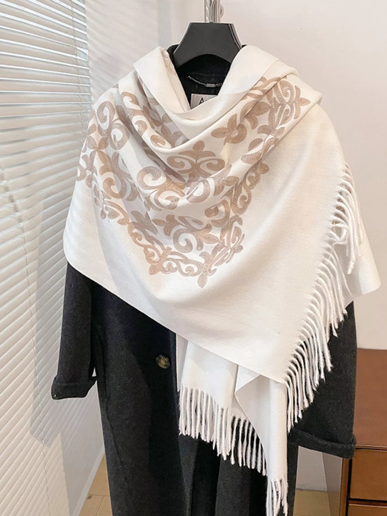 fa95ac007da2408cb01380f66dccce3e-Max-Origin